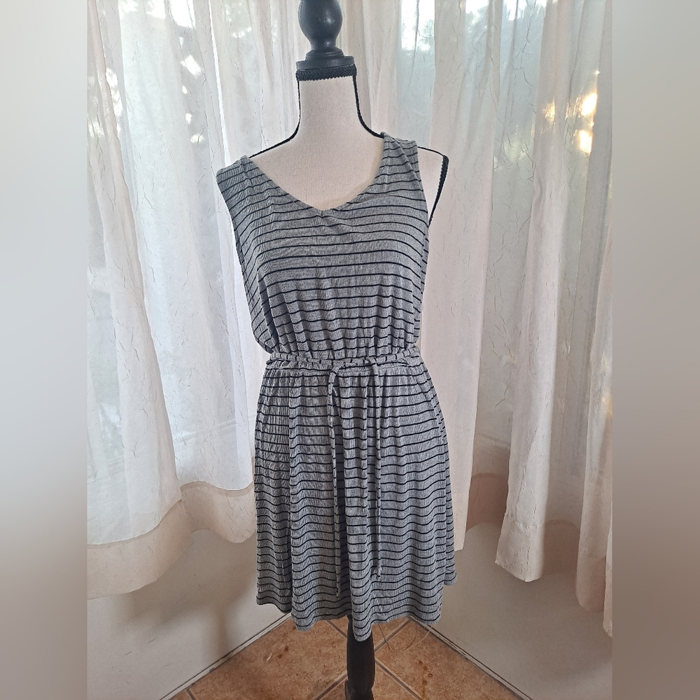 Merona Striped Gray Sleeveless Dress. Size Medium. Never worn.